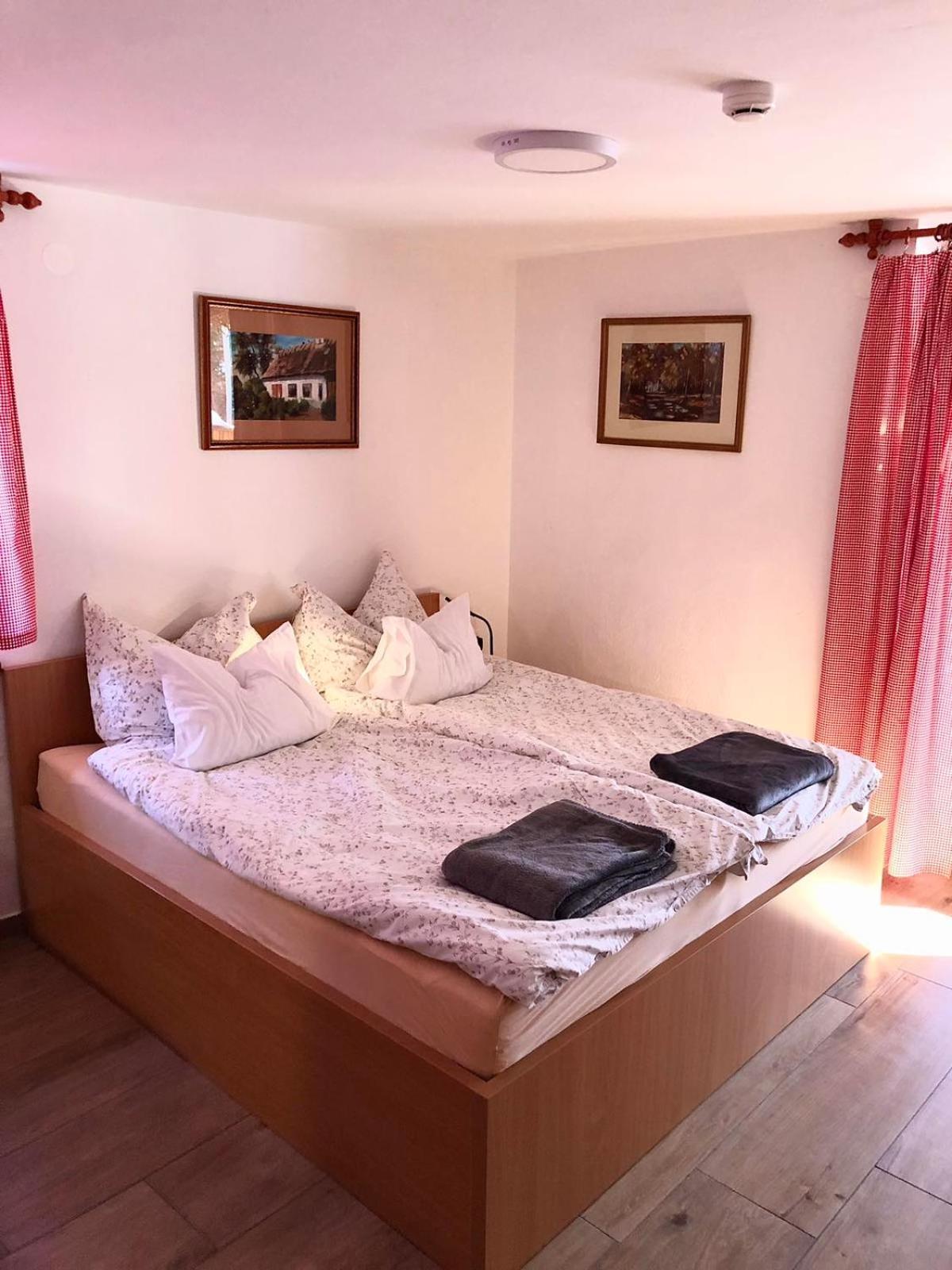 Apartments Kamp Podgrad Vransko Luaran gambar