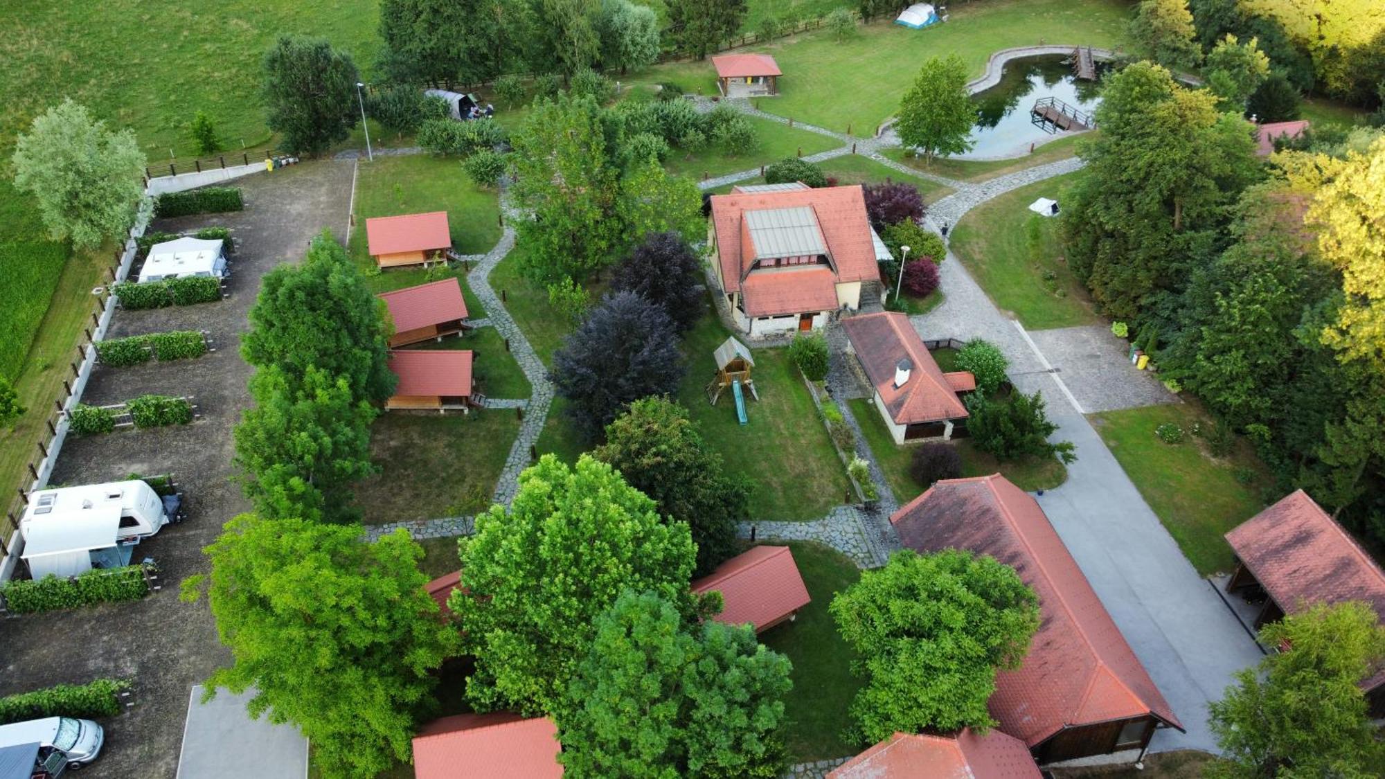 Apartments Kamp Podgrad Vransko Luaran gambar