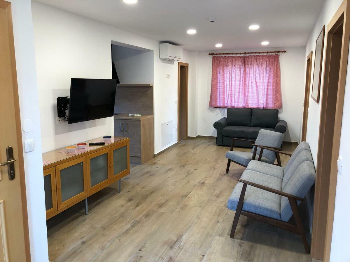 Apartments Kamp Podgrad Vransko Luaran gambar